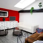 Hosting Dreams Attics - Duomo Διαμέρισμα *