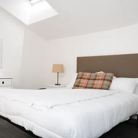 아파트 Hosting Dreams Attics - Duomo 밀라노