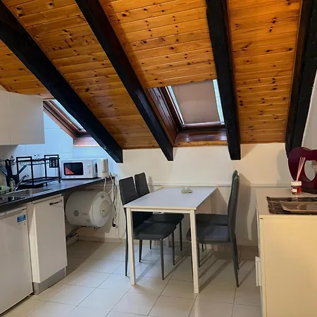 Hosting Dreams Attics - Duomo Apartmán *