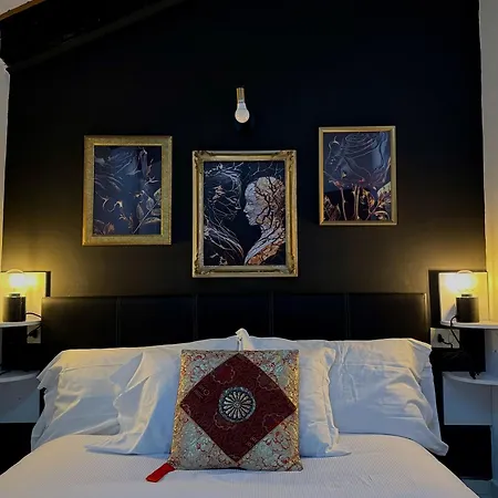 Hosting Dreams Attics - Duomo Apartmán *