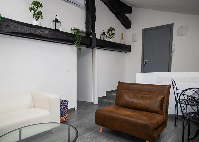 Hosting Dreams Attics - Duomo Διαμέρισμα *