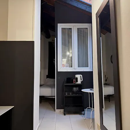 Hosting Dreams Attics - Duomo מילאנו