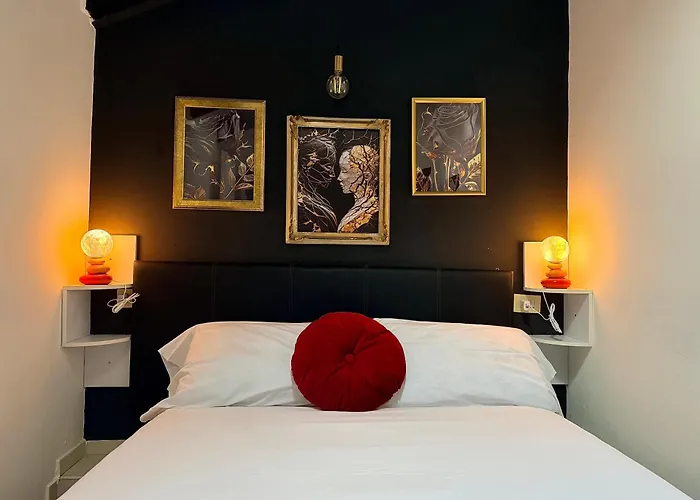 Hosting Dreams Attics - Duomo Appartamento