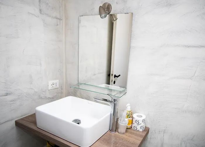 Appartement Hosting Dreams Attics - Duomo Milaan
